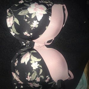 Bras new don’t have price tag